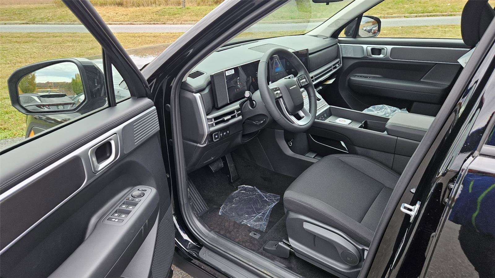 New 2026 Hyundai Santa Fe SE image 9