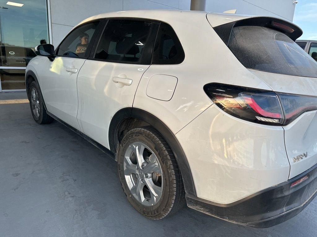Certified 2023 Honda HR-V LX image 6