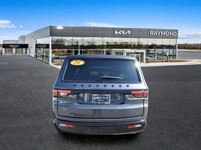 Used 2024 Jeep Wagoneer Series II AWD/4WD image 4