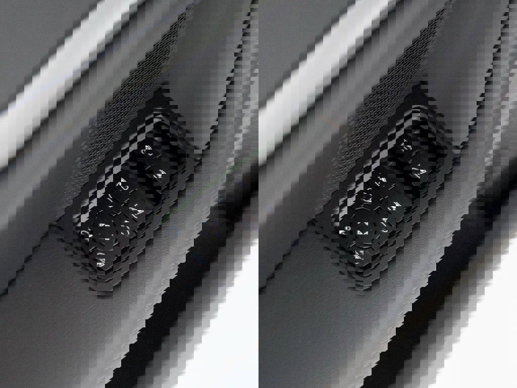 New 2026 Porsche Taycan image 15