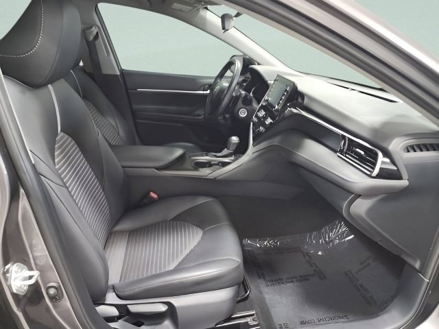 Used 2023 Toyota Camry SE FWD image 12