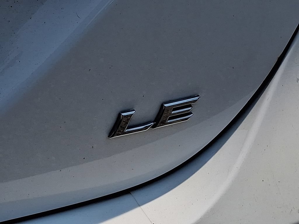 Used 2019 Toyota Camry LE FWD image 31