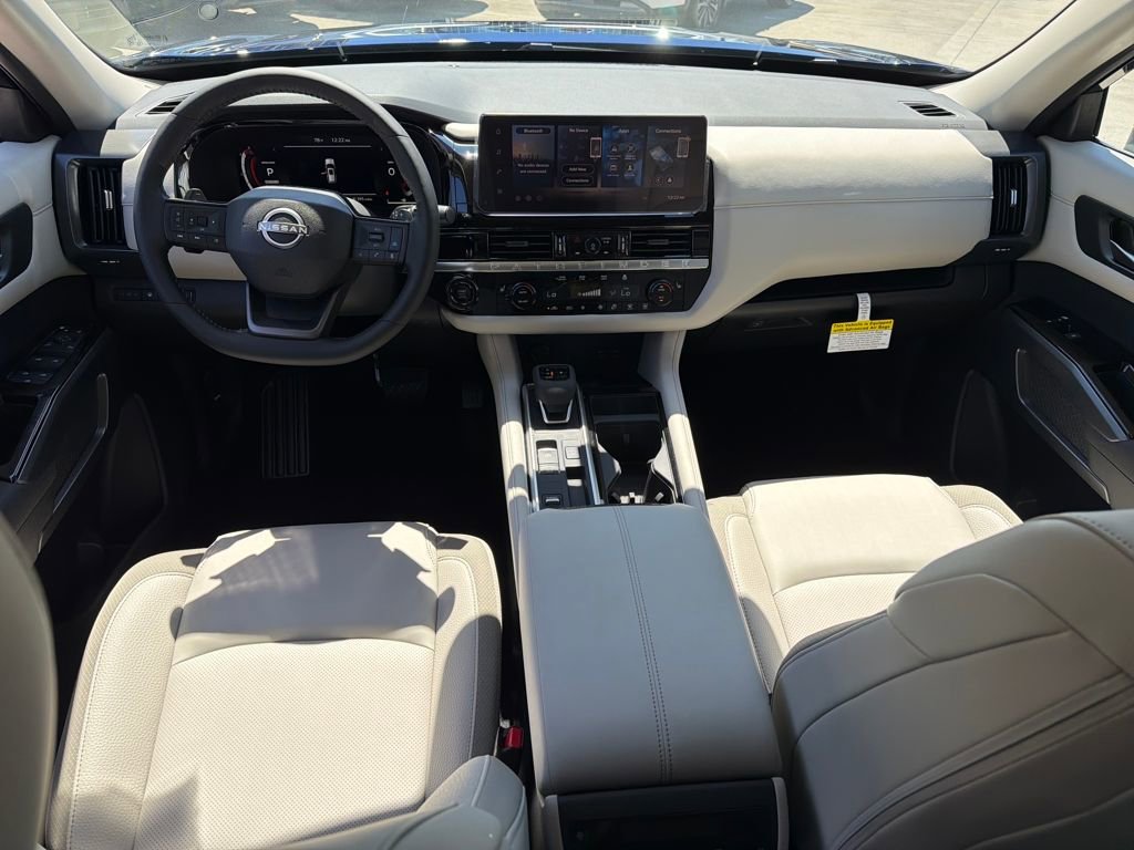 New 2026 Nissan Pathfinder SL image 13