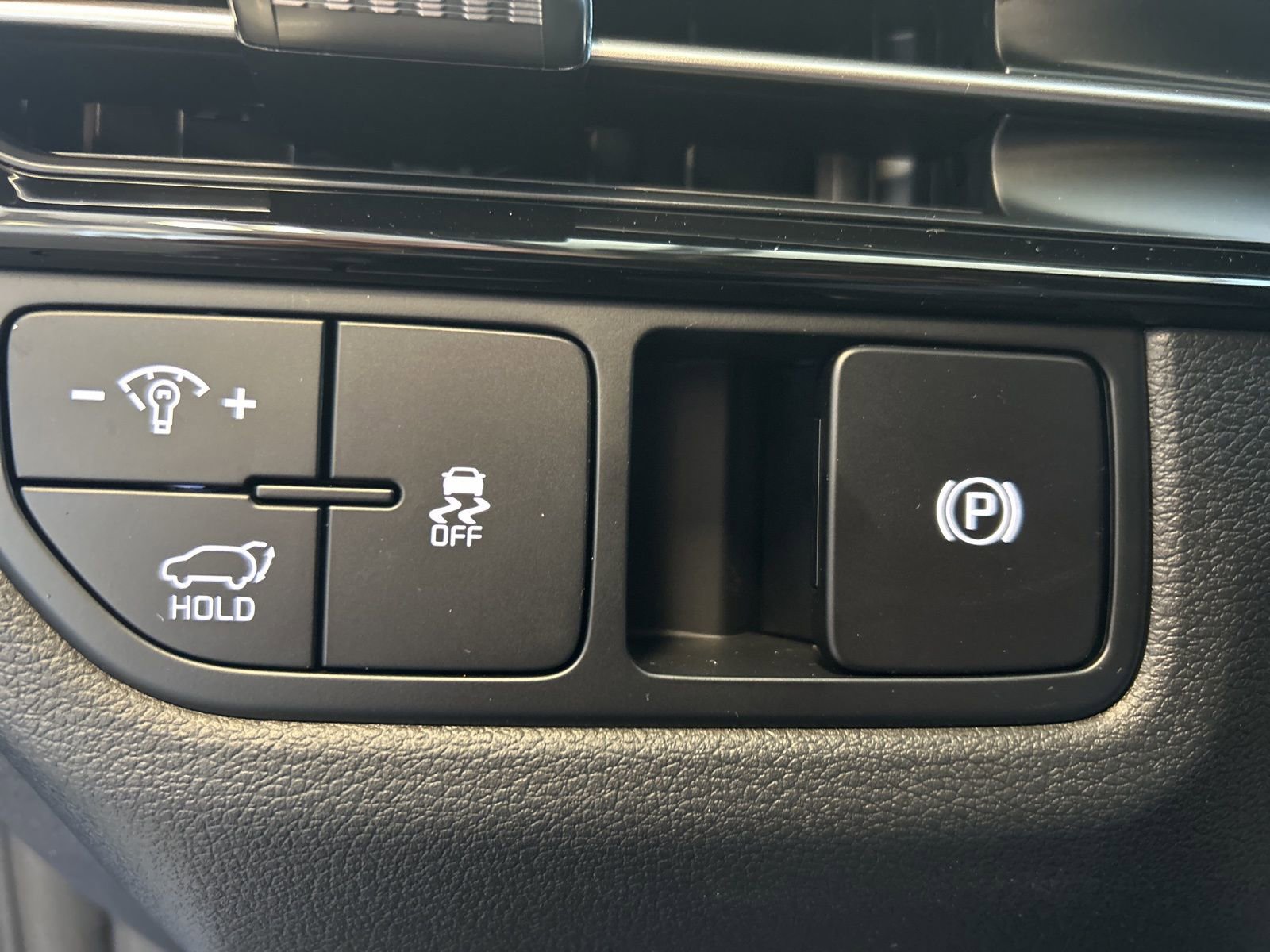 New 2026 Kia Sportage EX image 17