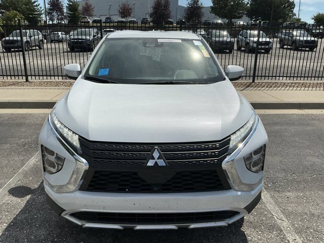 Used 2025 Mitsubishi Eclipse Cross SE AWD/4WD image 3