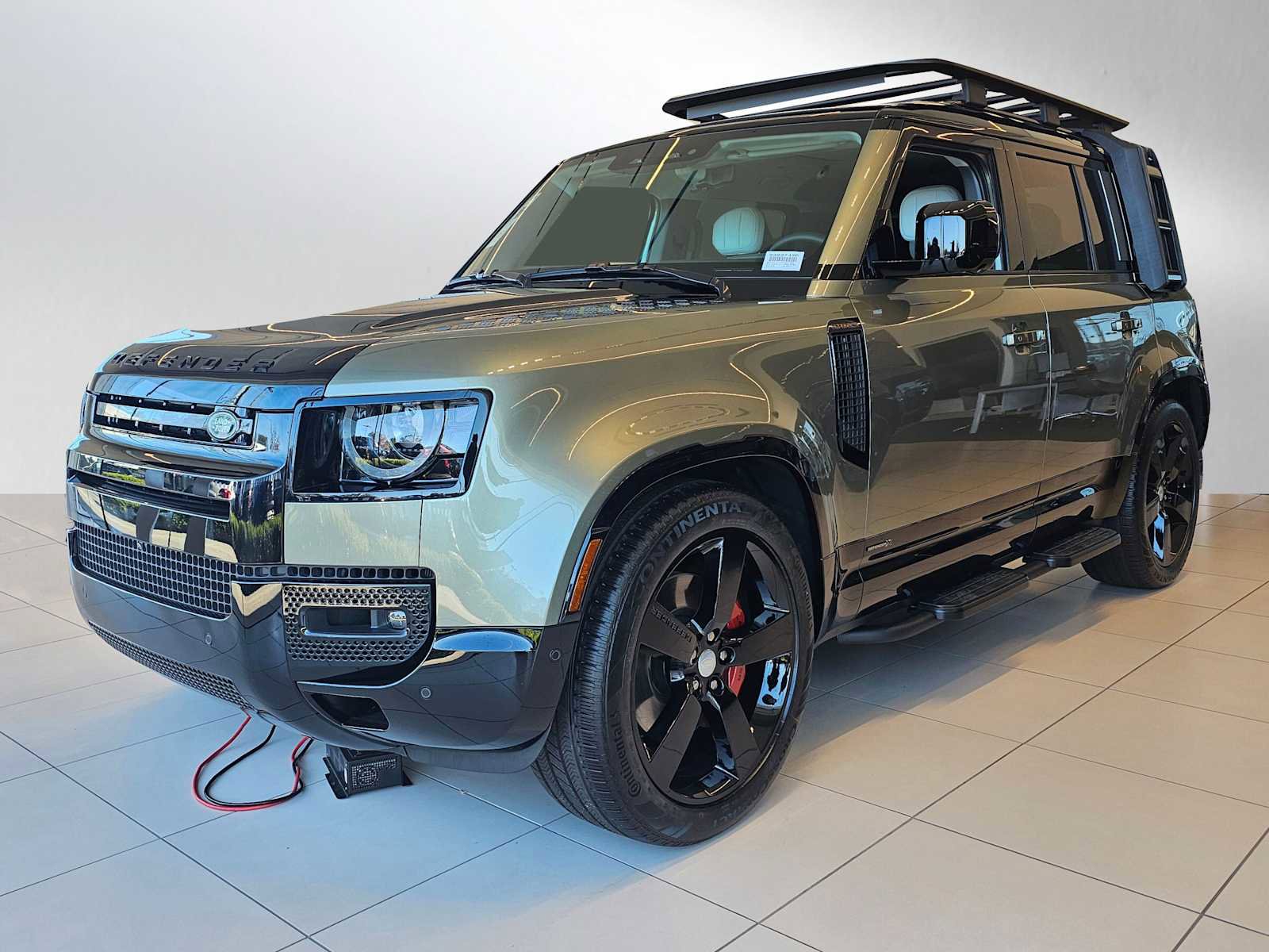 New 2025 Land Rover Defender 110 X image 2