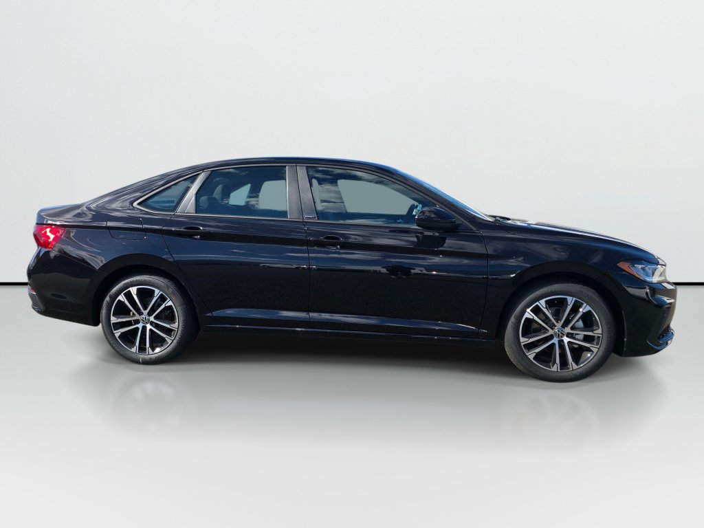 New 2026 Volkswagen Jetta Sport FWD image 2