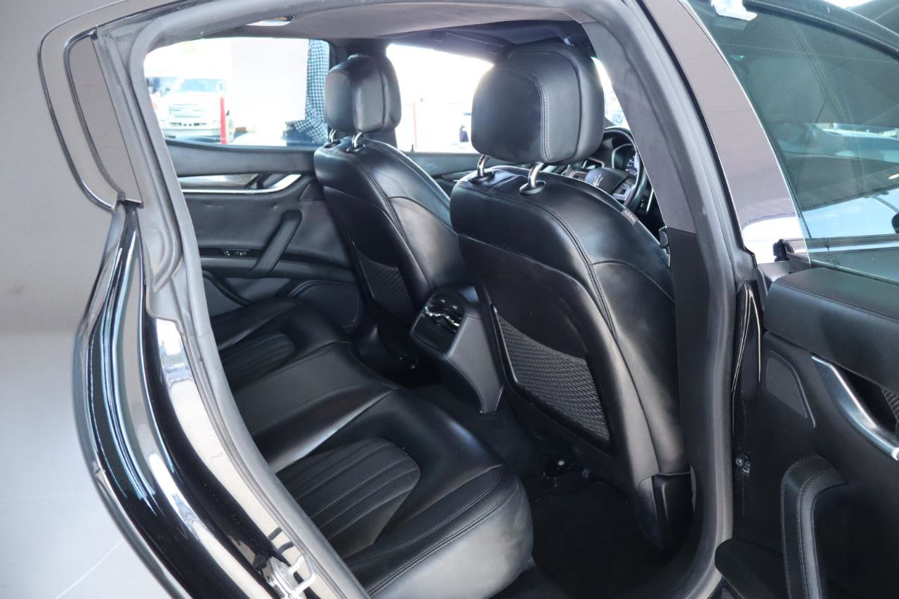 Used 2015 Maserati Ghibli S Q4 image 32