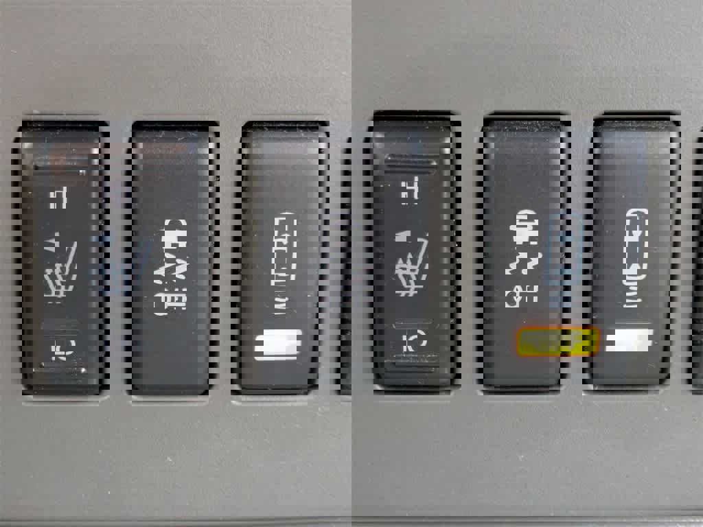 Used 2015 Nissan Frontier SV w/ SV Value Truck Package image 22