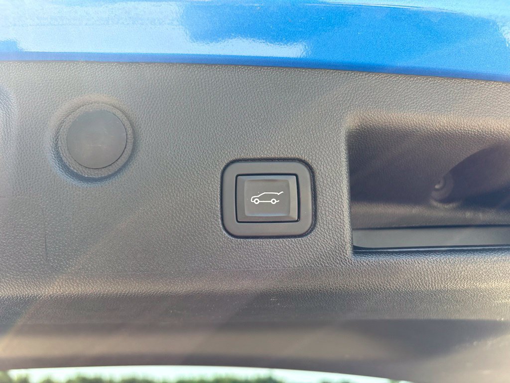 Used 2024 Chevrolet Equinox LT FWD image 48