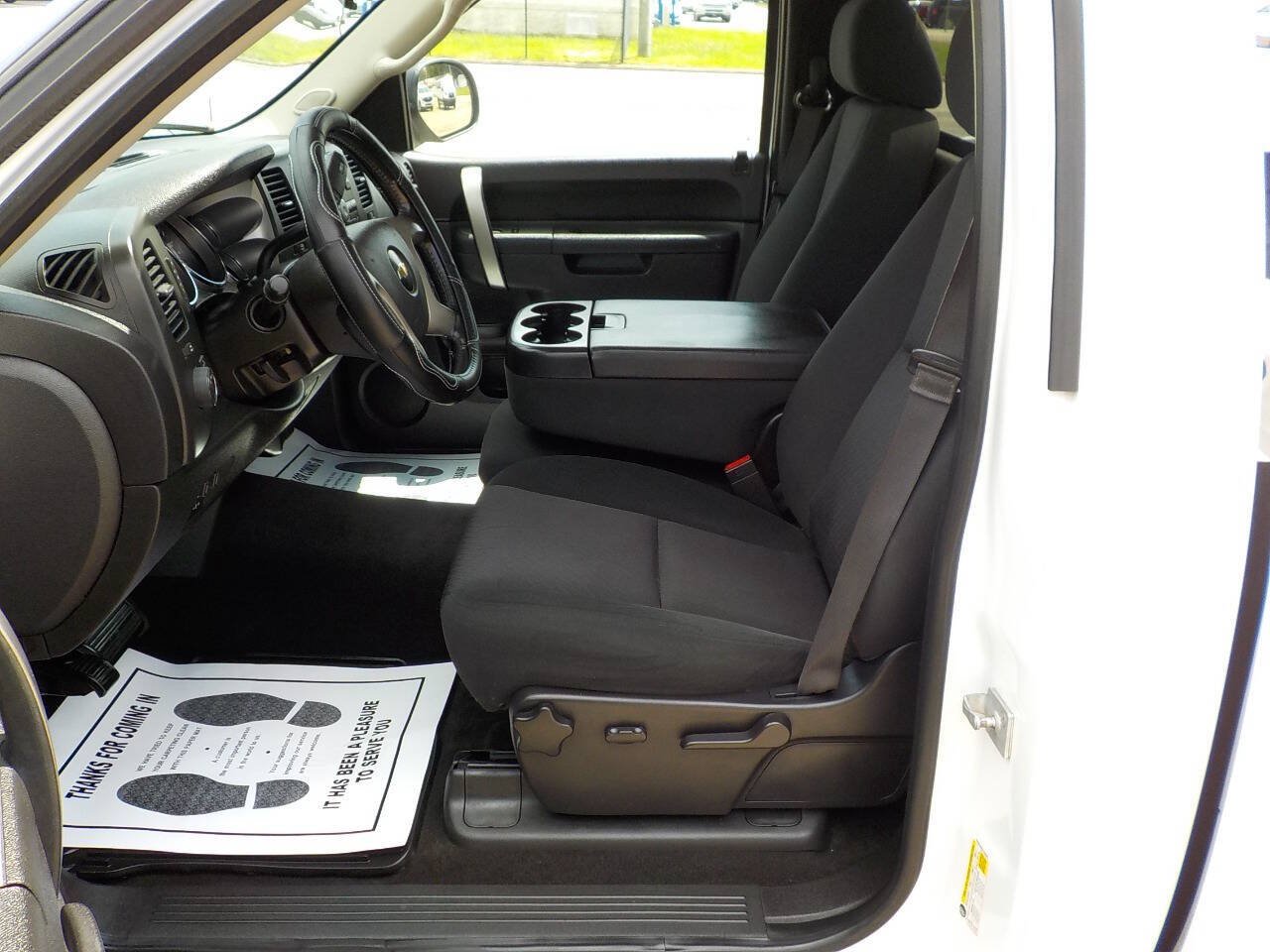 Used 2013 Chevrolet Silverado 1500 LT w/ Interior Plus Package AWD/4WD image 12