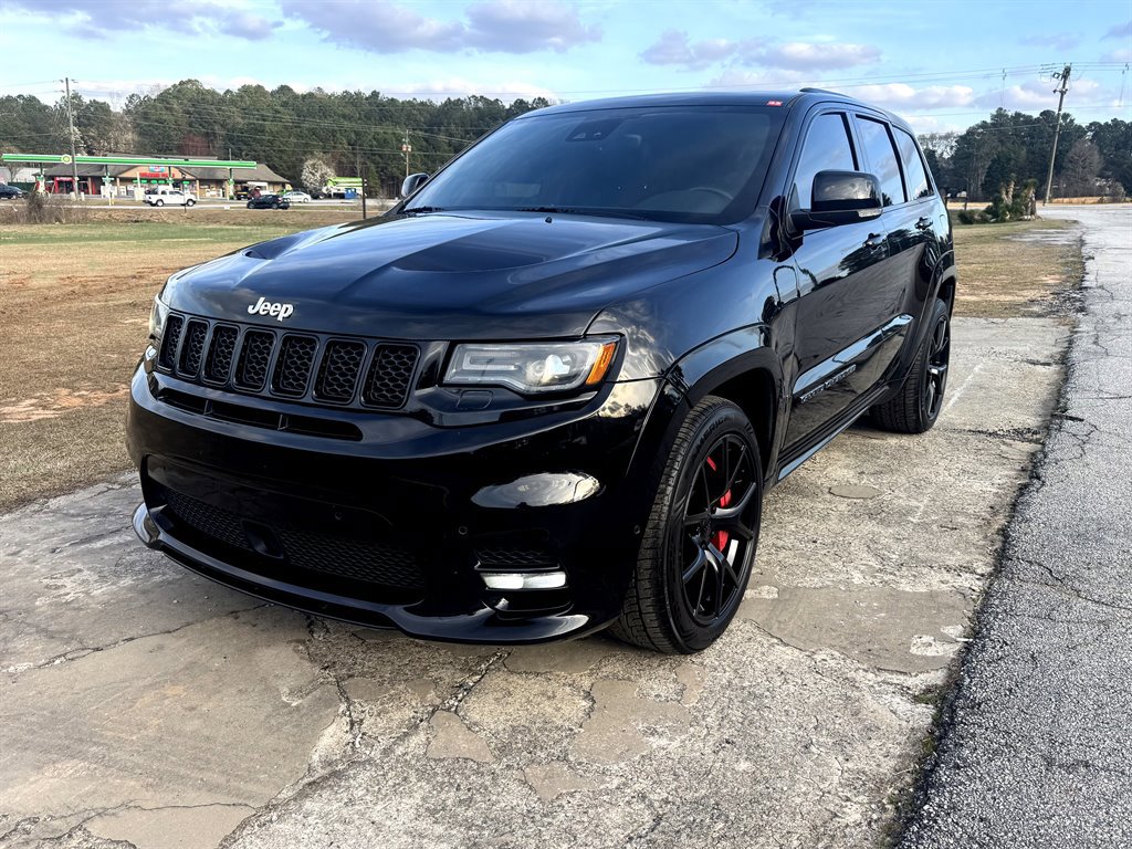 Used 2017 Jeep Grand Cherokee SRT image 1