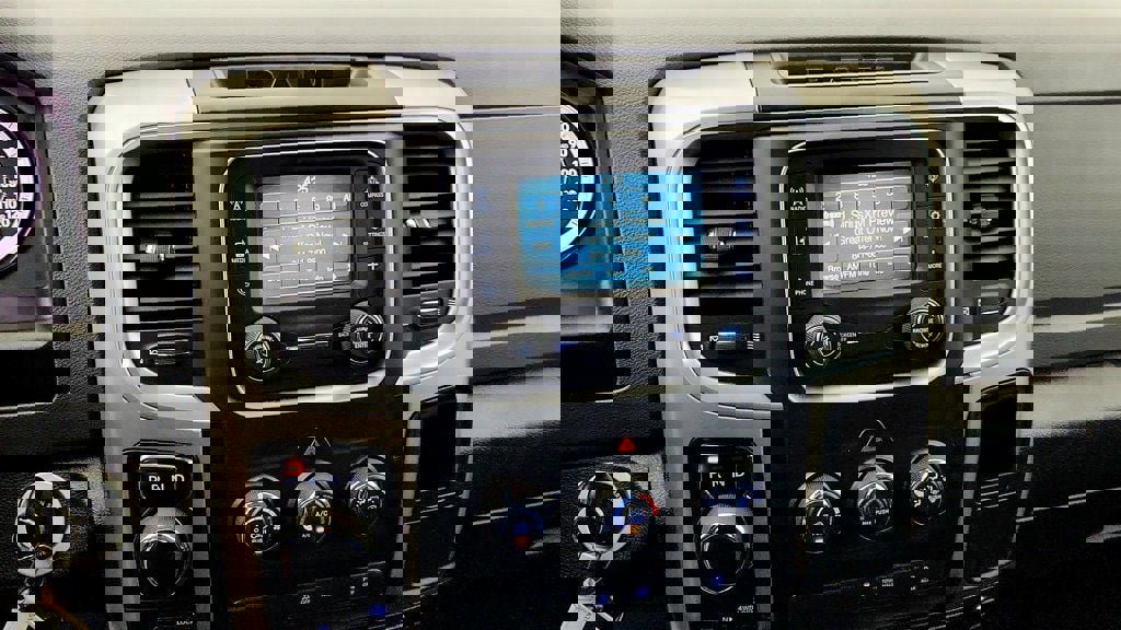 Used 2020 RAM 1500 Classic Warlock image 16