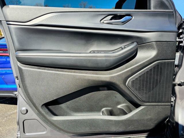 Used 2023 Jeep Grand Cherokee L Altitude image 21