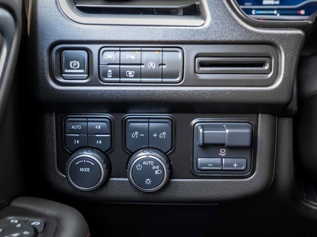 Used 2024 Chevrolet Tahoe RST w/ Luxury Package image 33