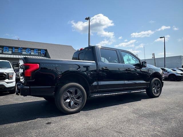Used 2023 Ford F150 Lightning Lariat w/ Equipment Group 511A High image 12