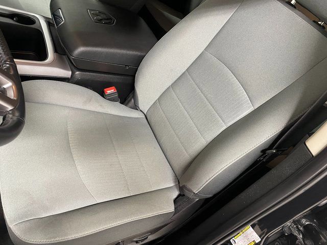 Used 2022 RAM 1500 Classic SLT image 12