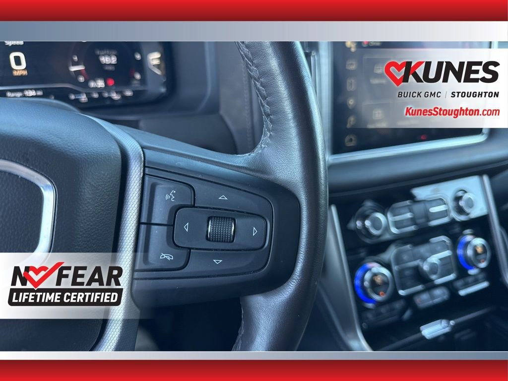 Used 2024 GMC Yukon Denali w/ Denali Reserve Package image 28