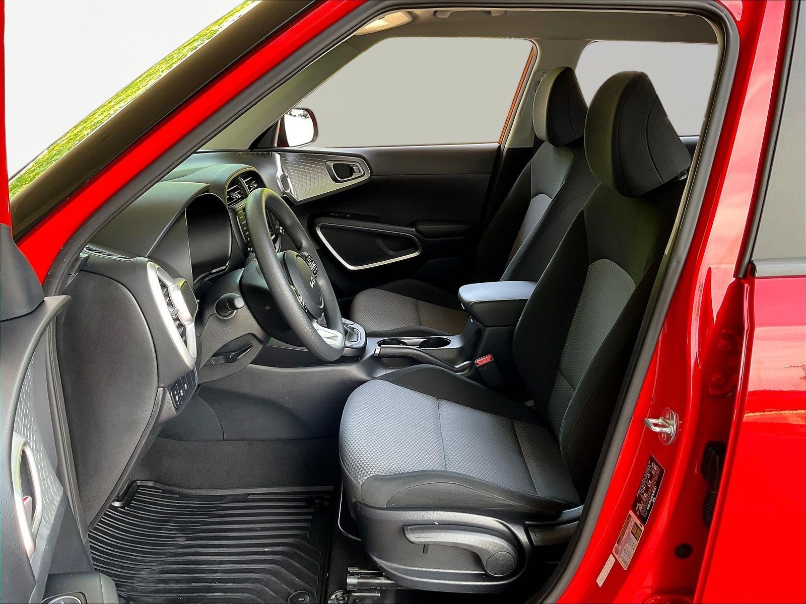 Used 2023 Kia Soul LX FWD image 19