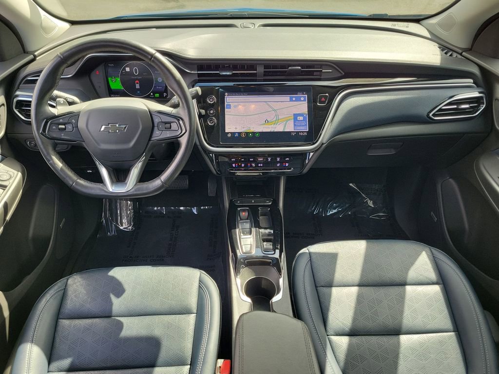Used 2022 Chevrolet Bolt EUV Premier w/ Sun & Sound Package FWD image 21