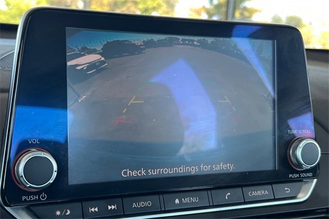 Used 2023 Nissan Altima 2.5 SV image 18