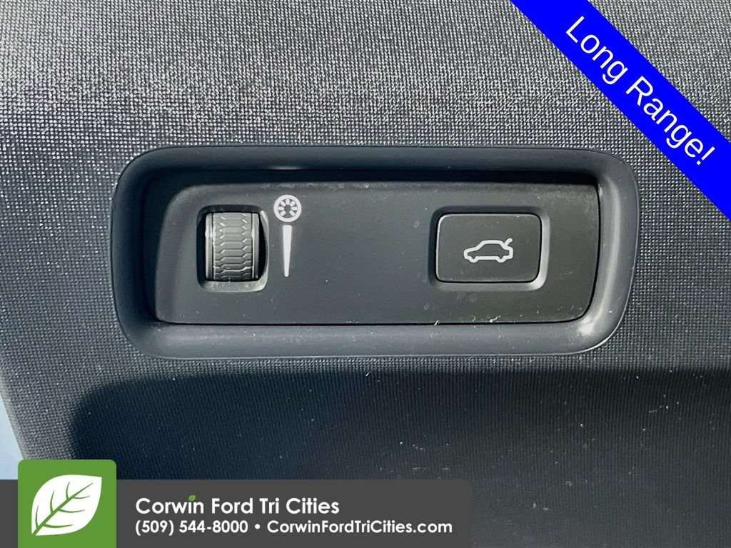 Used 2022 Polestar Polestar 2 w/ Pilot Package AWD/4WD image 19