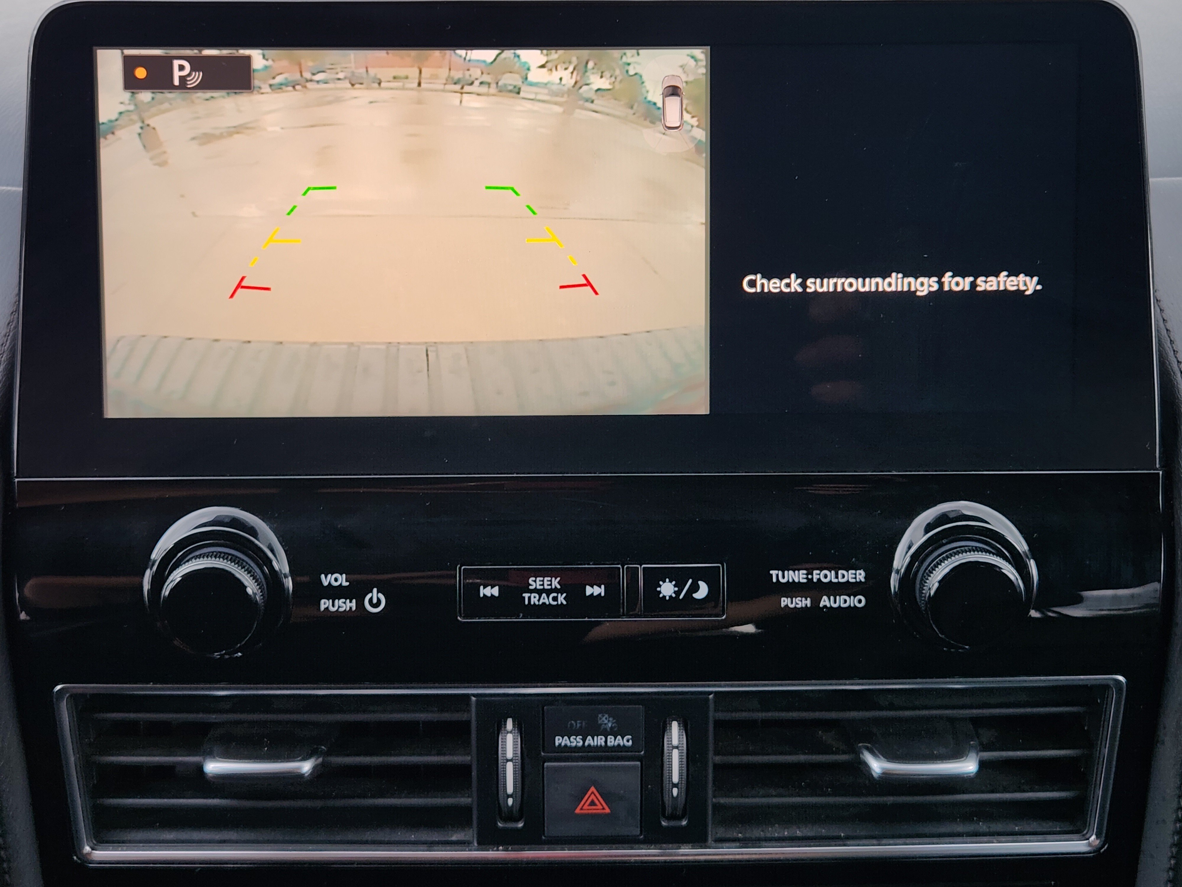 Used 2022 Nissan Armada SV AWD/4WD image 19