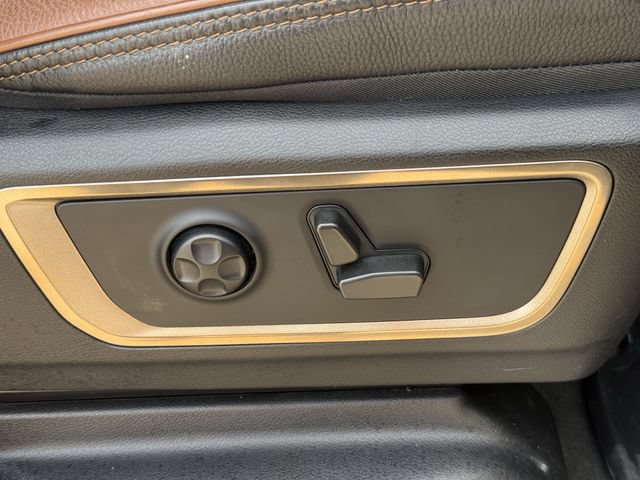 Used 2022 RAM 1500 Limited w/ Body Color Bumper Group AWD/4WD image 31