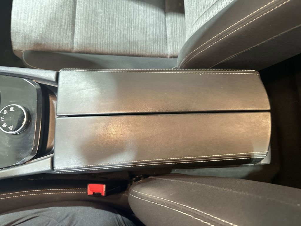 Used 2022 Nissan Rogue SV image 21