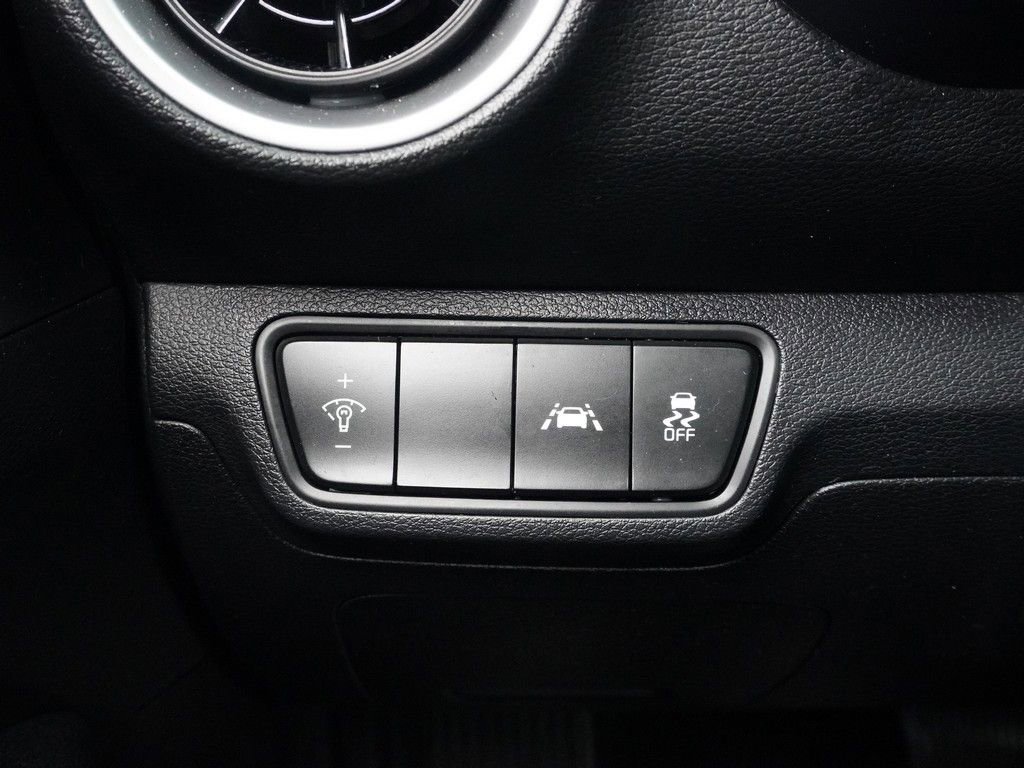 Used 2021 Kia Forte LXS image 32