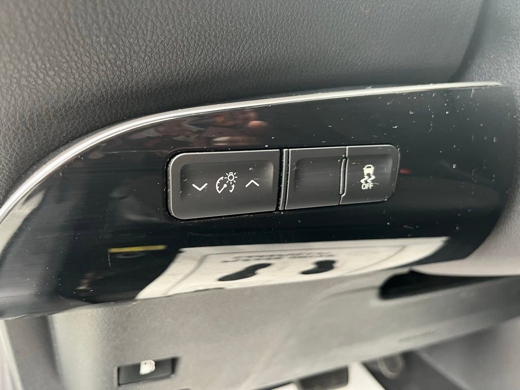 Used 2016 Toyota Prius Two image 20