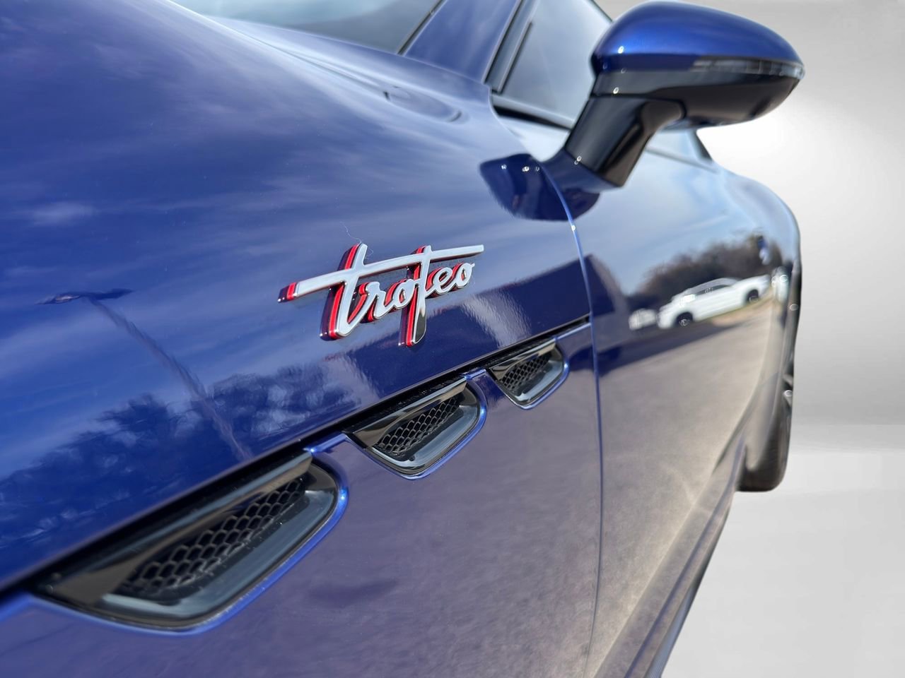 Certified 2024 Maserati GranTurismo Trofeo image 4