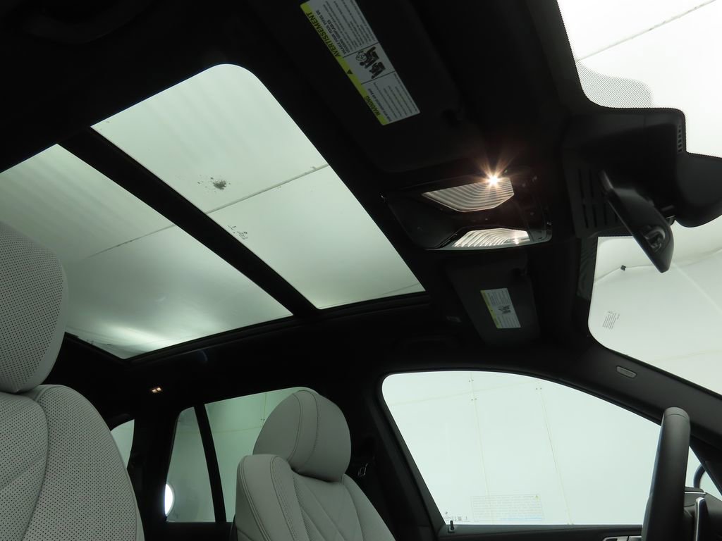 New 2026 BMW X5 sDrive40i w/ Premium Package image 18