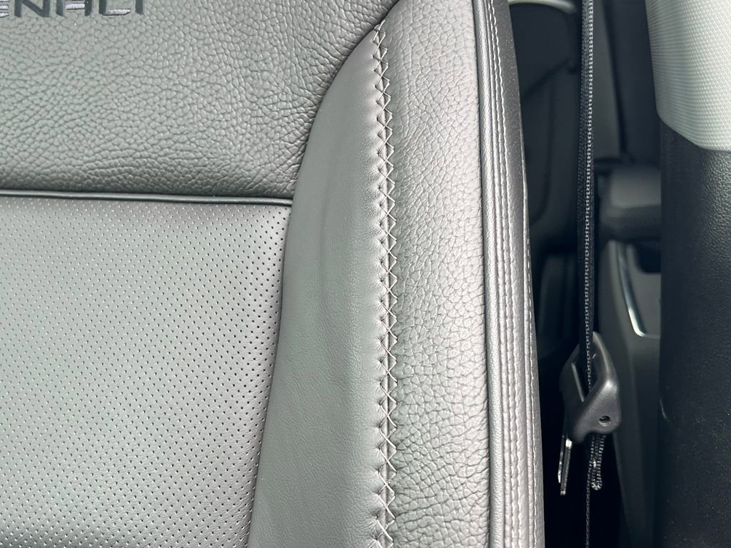 New 2025 GMC Sierra 1500 Denali w/ Denali Reserve Package image 22