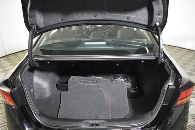 Certified 2024 Nissan Altima 2.5 SR w/ SR Premium Package image 32