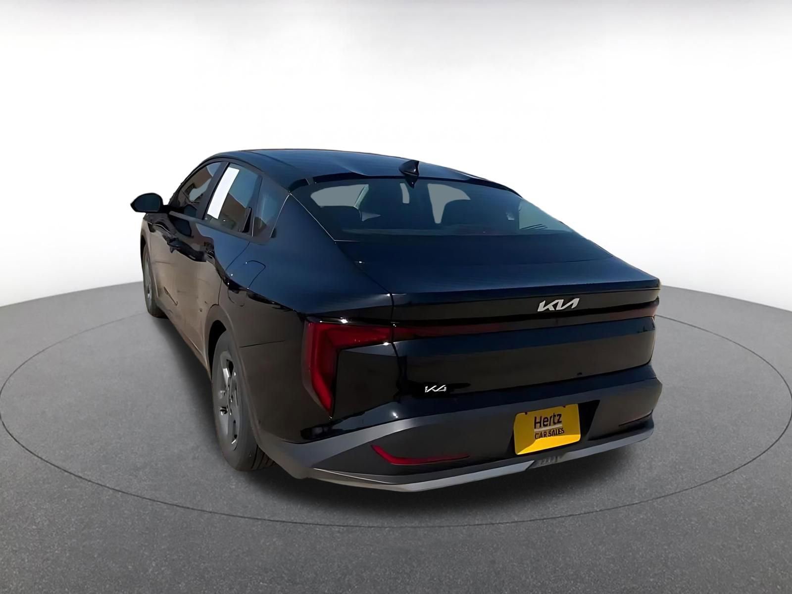Used 2025 Kia K4 FWD image 11