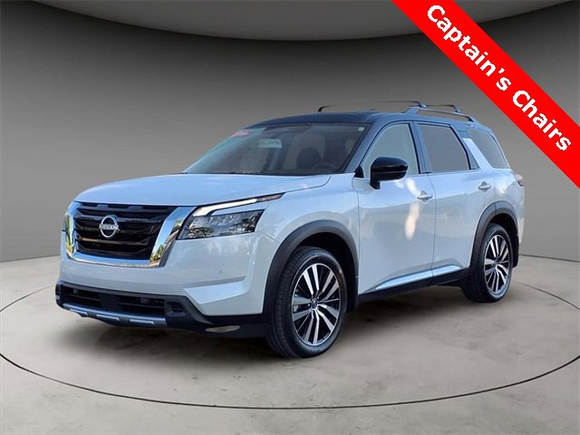 Certified 2025 Nissan Pathfinder Platinum