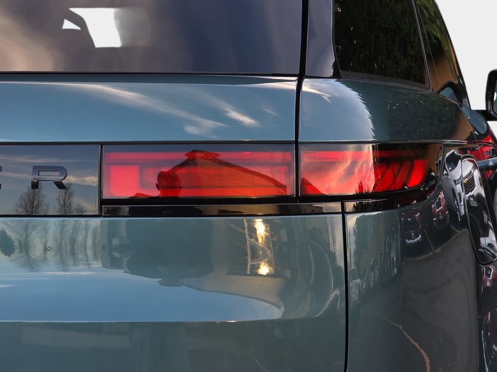 New 2026 Land Rover Range Rover Sport Dynamic SE AWD/4WD image 36