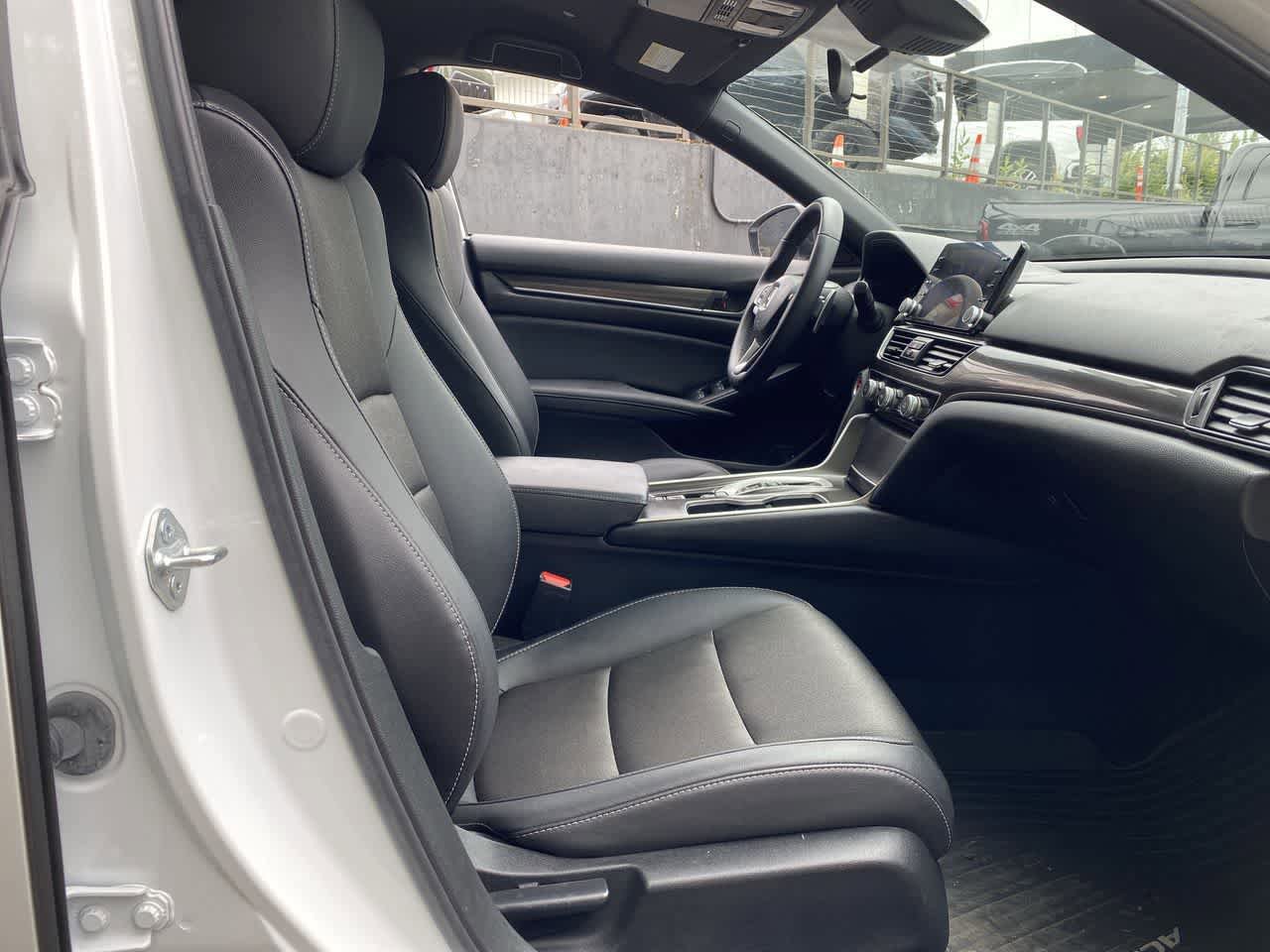 Used 2022 Honda Accord Sport image 19