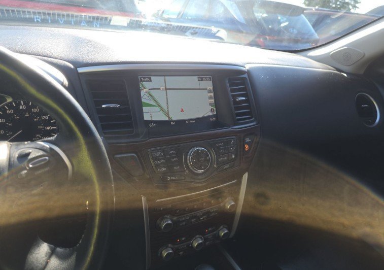 Used 2019 Nissan Pathfinder Platinum image 6