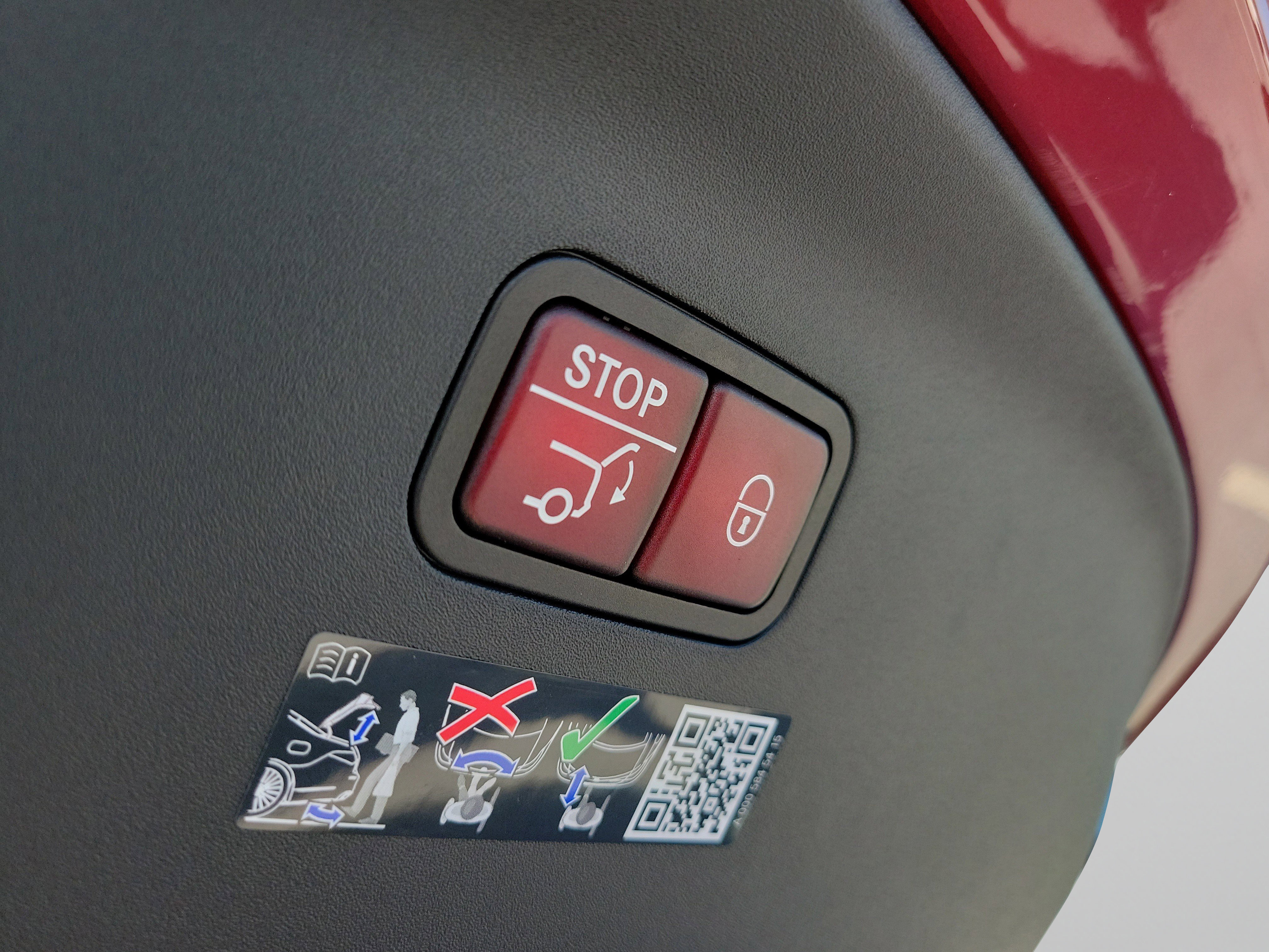 New 2026 Mercedes-Benz AMG GT 53 image 11