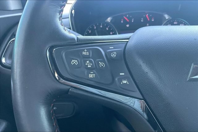Used 2022 Chevrolet Equinox RS w/ RS Leather Package AWD/4WD image 11
