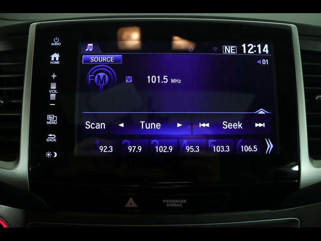 Used 2017 Honda Pilot EX-L image 23