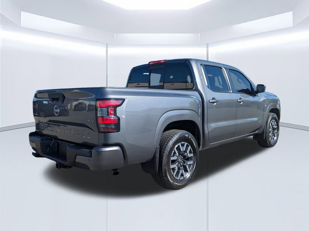 Used 2022 Nissan Frontier SV image 4