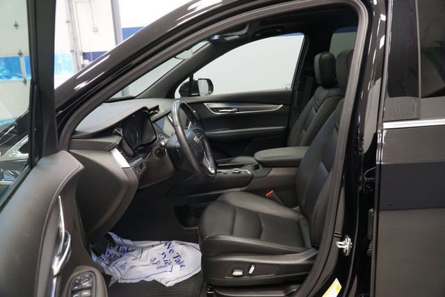 Certified 2024 Cadillac XT6 Luxury w/ LPO, Floor Liner Package AWD/4WD image 18