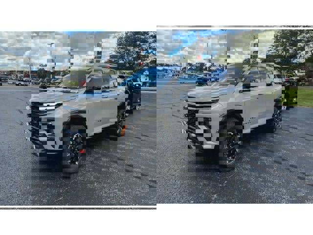 New 2026 Chevrolet Traverse Z71 w/ Driver Confidence Package image 4