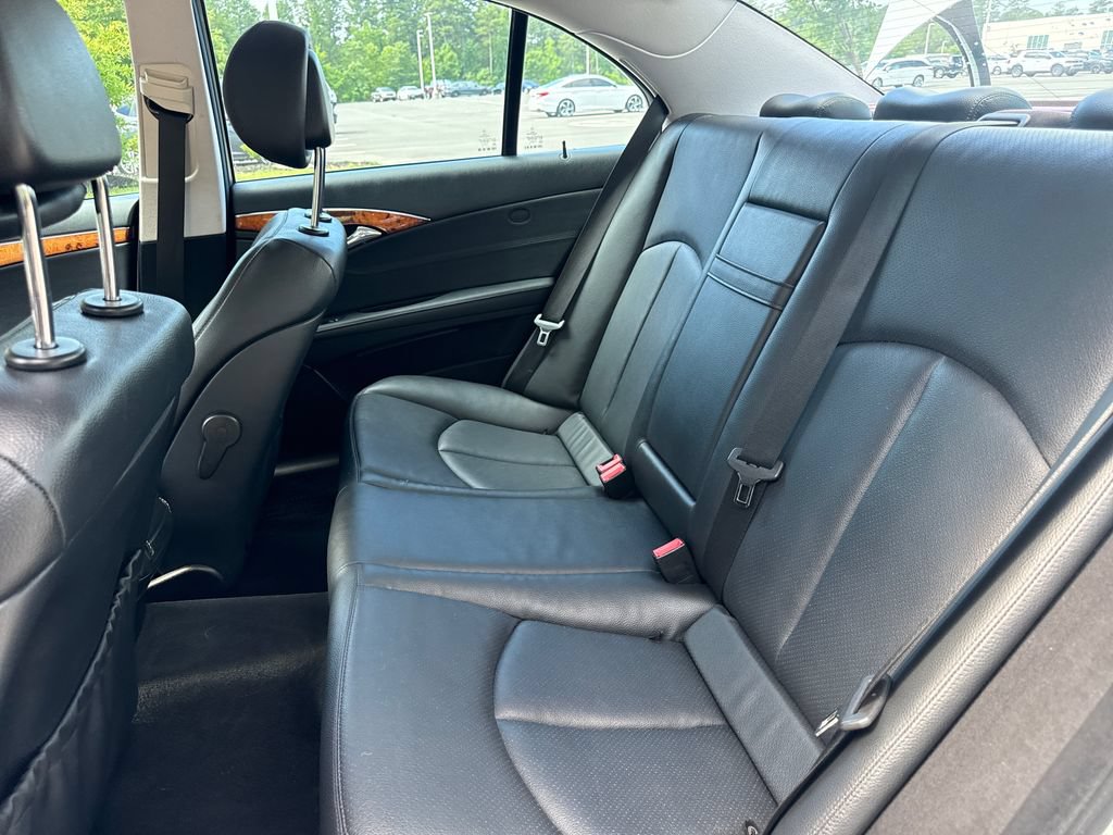 Used 2008 Mercedes-Benz E 350 4MATIC Sedan image 31