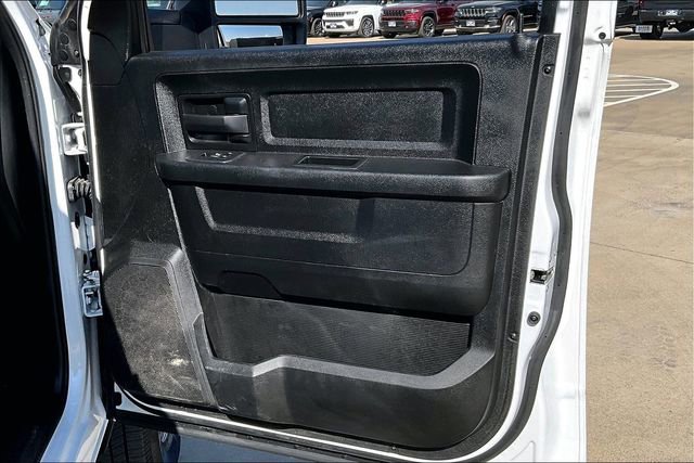 Used 2025 RAM 2500 Tradesman w/ Chrome Appearance Group image 25