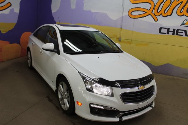 Used 2016 Chevrolet Cruze LTZ FWD image 2
