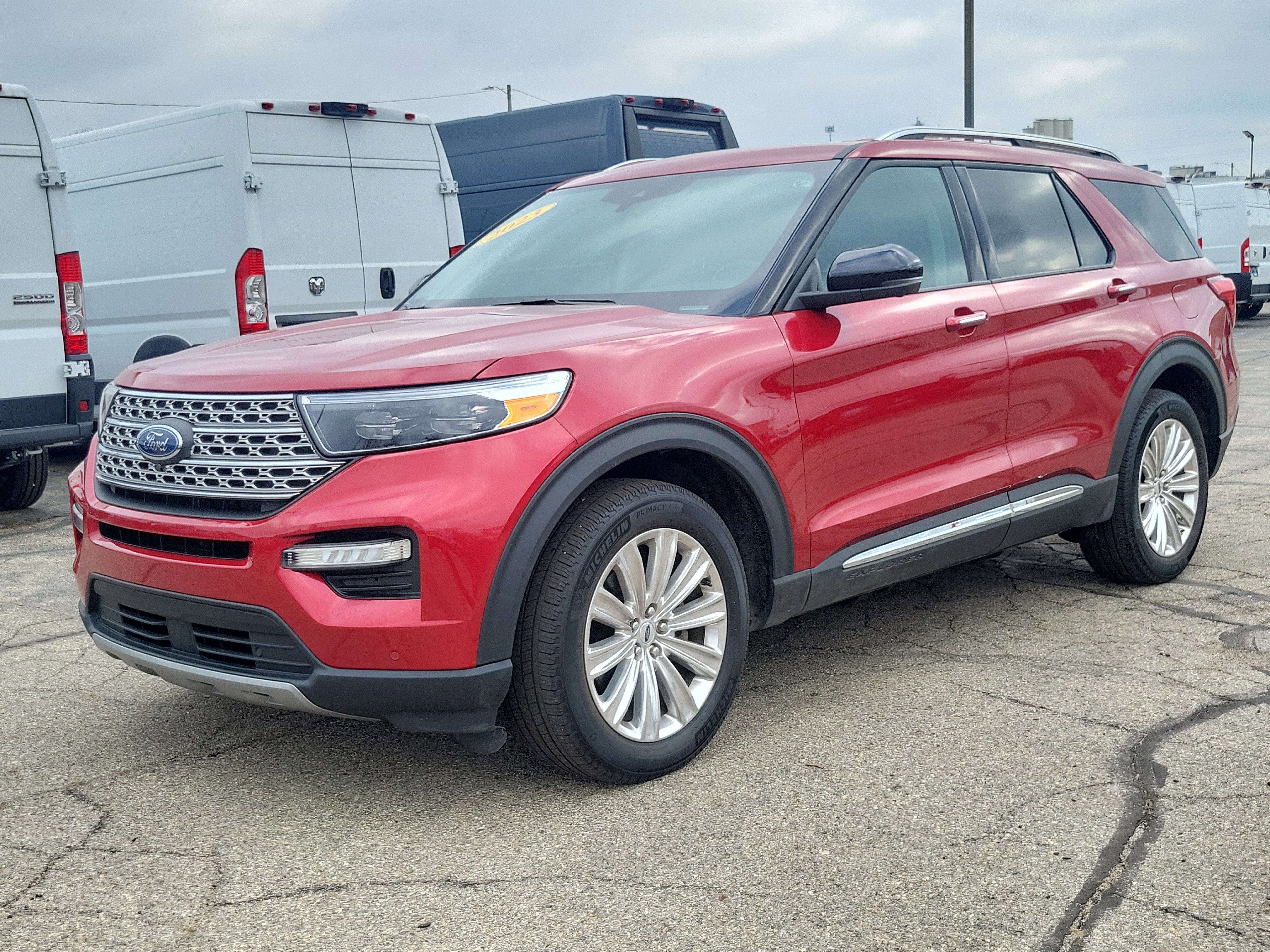 Used 2023 Ford Explorer Limited w/ Equipment Group 301A image 2